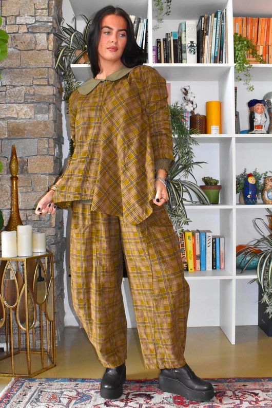Heritage Needlecord Plaid Swing Top Mucky Olive & Camel